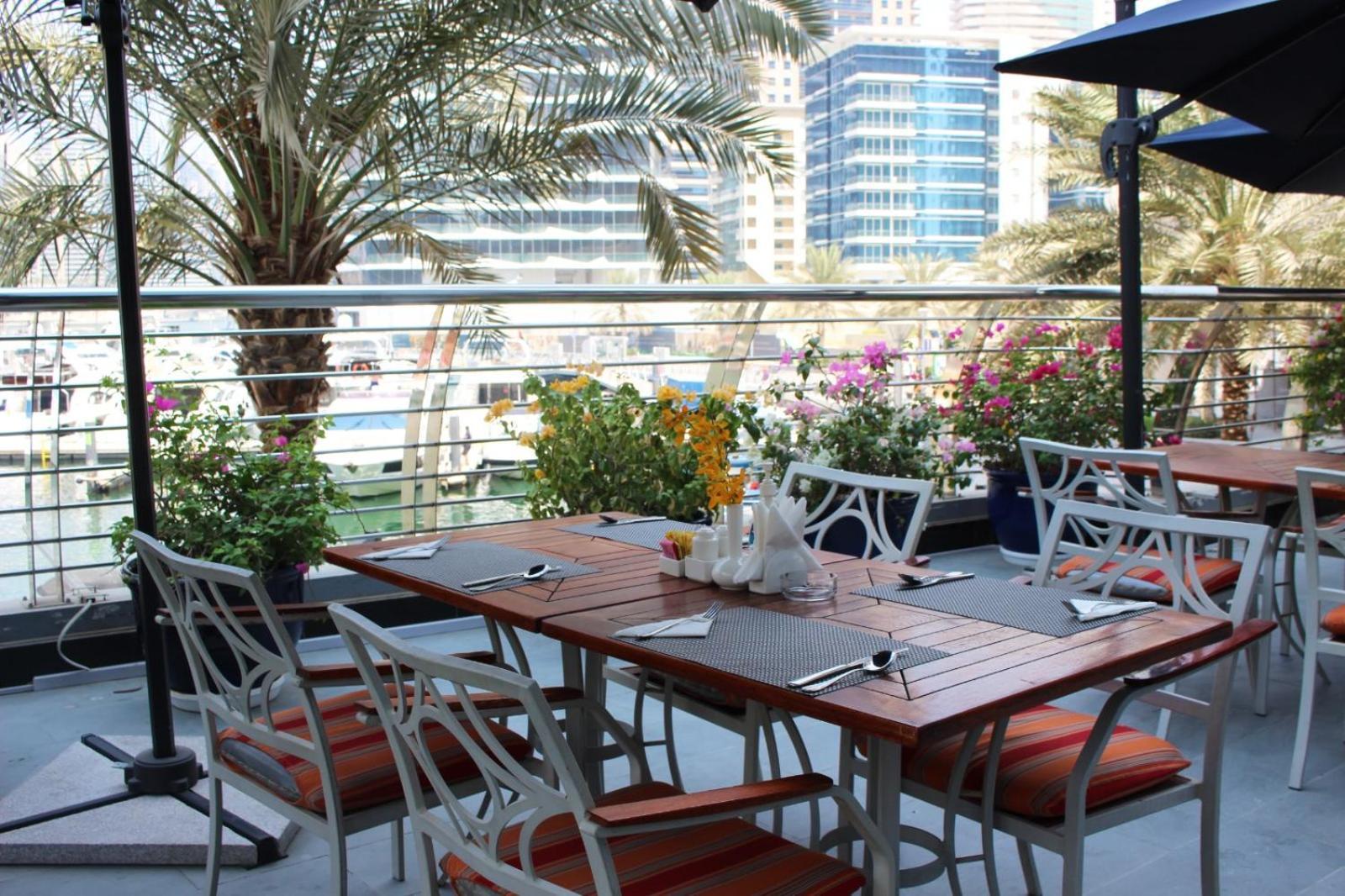 דובאי Signature Hotel Apartments And Spa מראה חיצוני תמונה